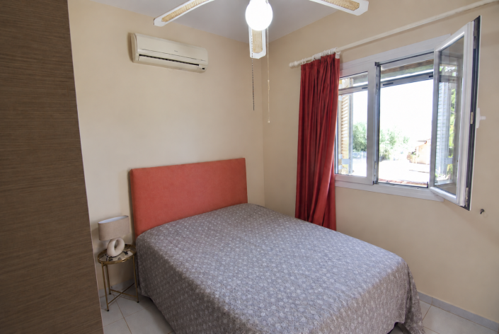 Image No.10-2 Bed House for sale