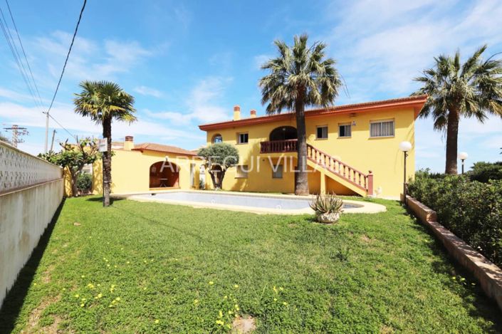 Image No.1-Villa de 4 chambres à vendre à Denia