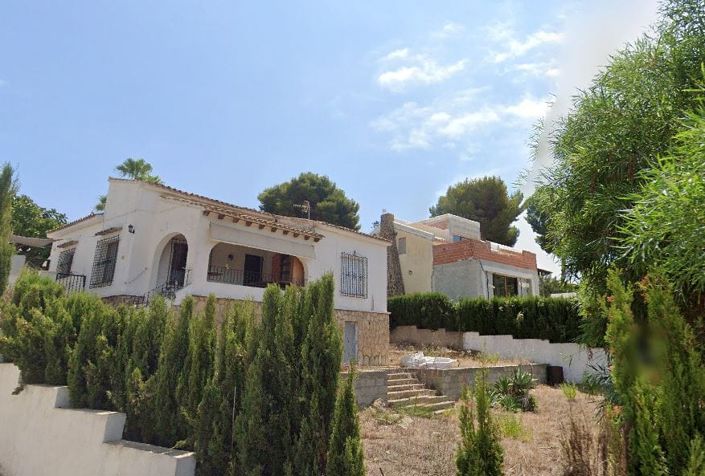 Image No.1-3 Bed Villa for sale