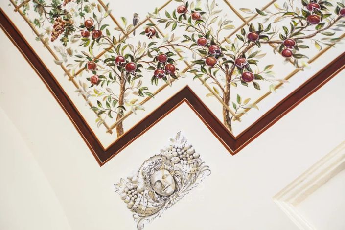 Image No.26-9 Bed Property for sale