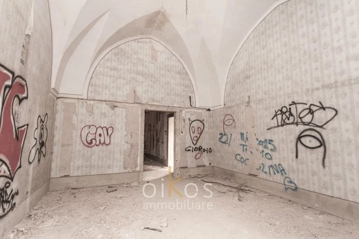 Image No.11-House for sale