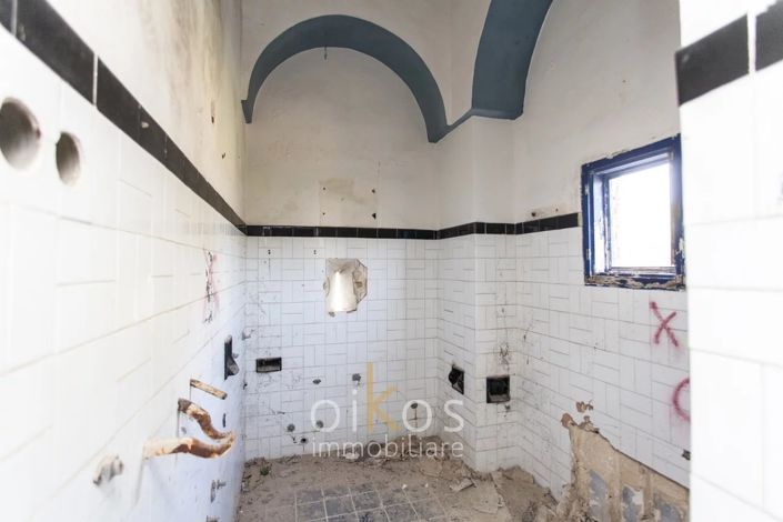 Image No.14-House for sale