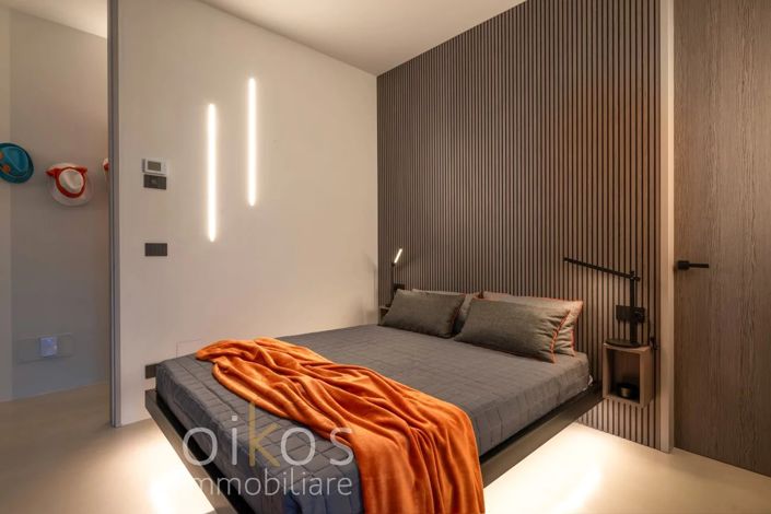 Image No.12-3 Bed Villa for sale