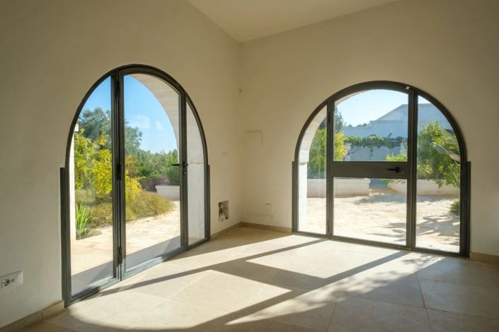 Image No.12-20 Bed House for sale