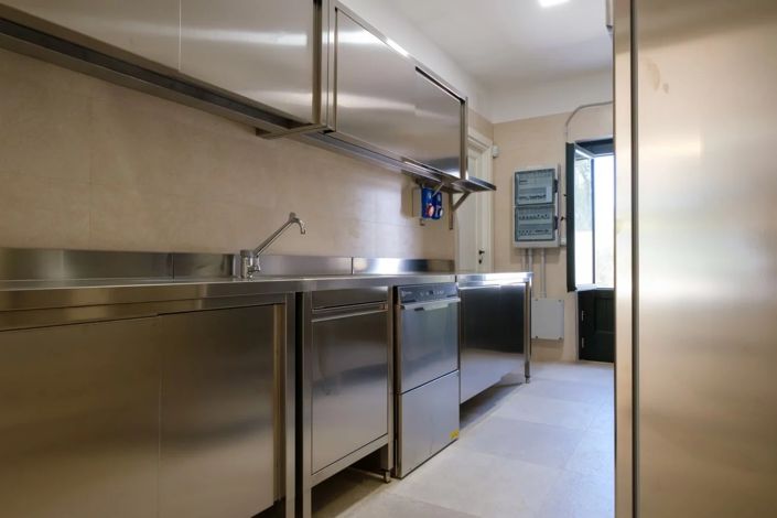 Image No.14-20 Bed House for sale