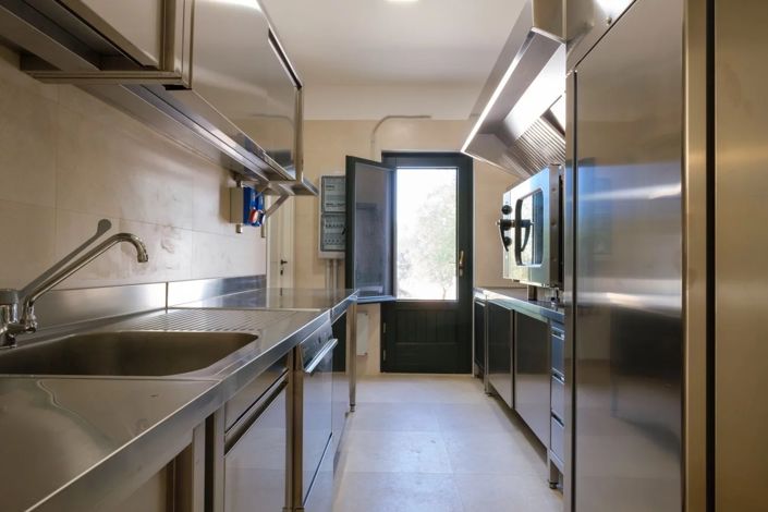 Image No.15-20 Bed House for sale