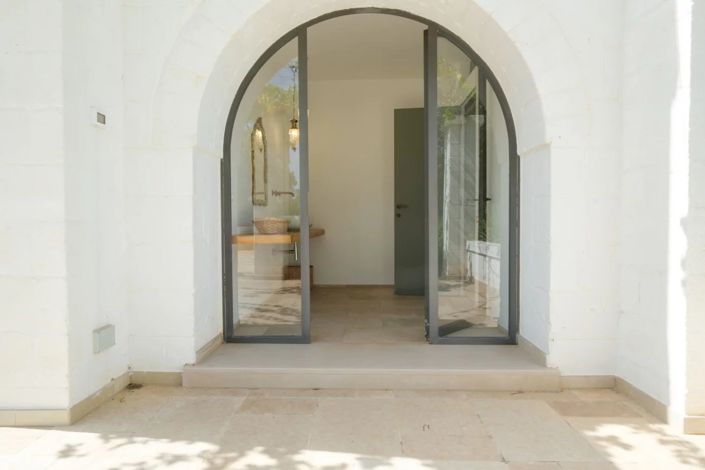 Image No.16-20 Bed House for sale