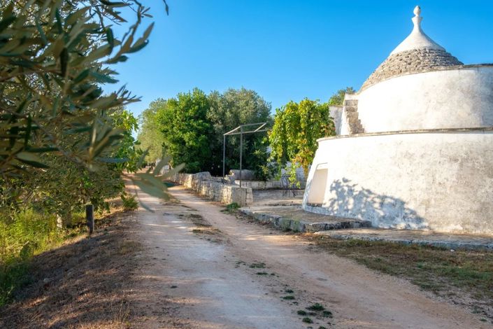 Image No.28-20 Bed House for sale