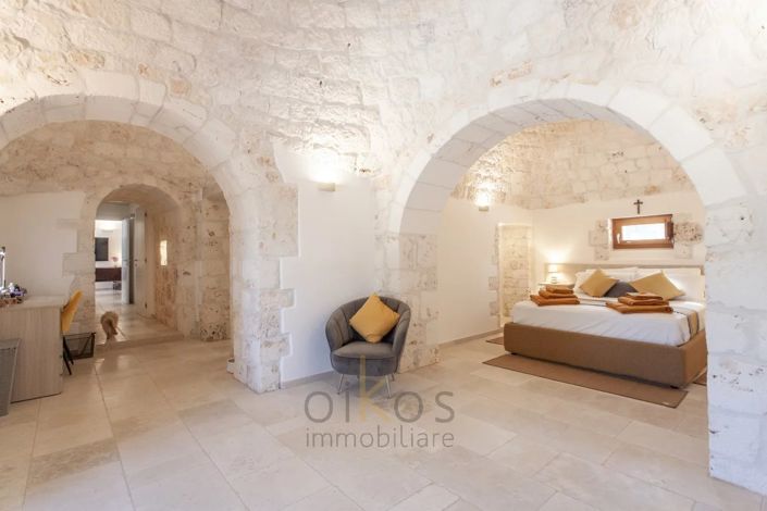 Image No.11-Villa de 5 chambres à vendre à Carovigno