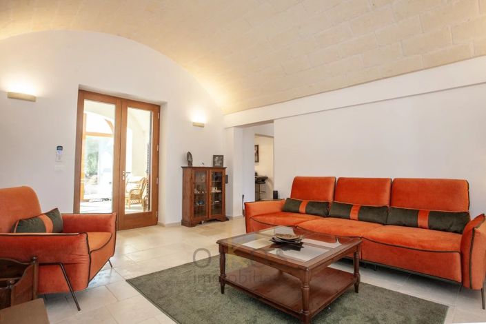 Image No.5-Villa de 5 chambres à vendre à Carovigno