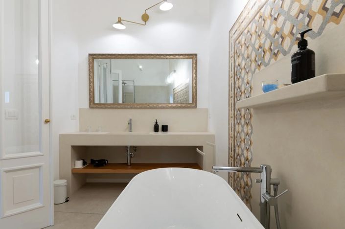 Image No.19-3 Bed House for sale