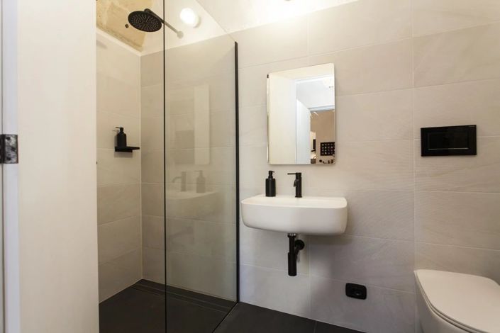 Image No.8-3 Bed Apartment for sale