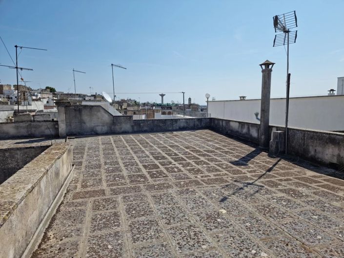 Image No.14-3 Bed House for sale