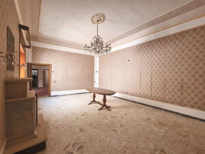 Image No.2-3 Bed House for sale