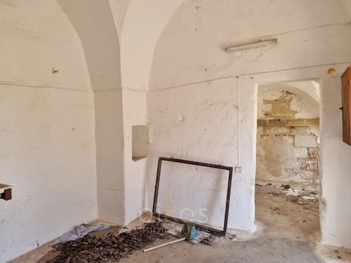 Image No.4-1 Bed House for sale