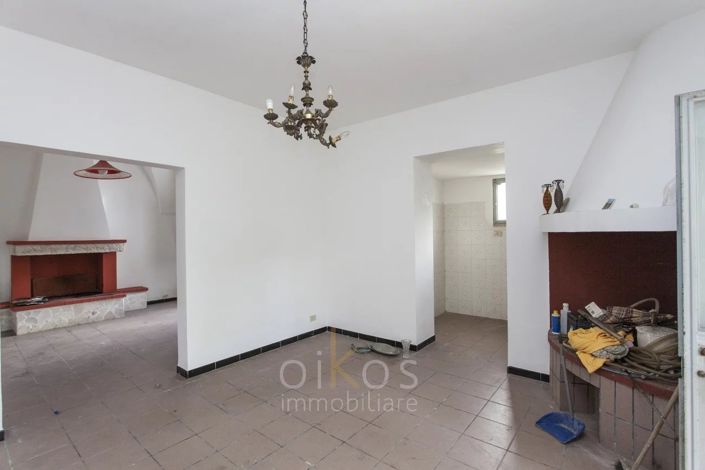 Image No.2-2 Bed Villa for sale