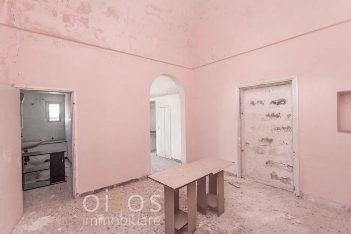 Image No.12-3 Bed Villa for sale