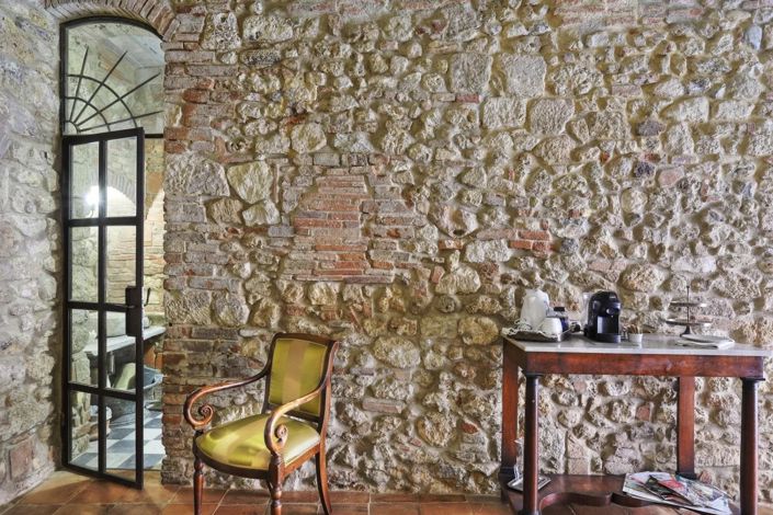 Image No.10-4 Bed House for sale