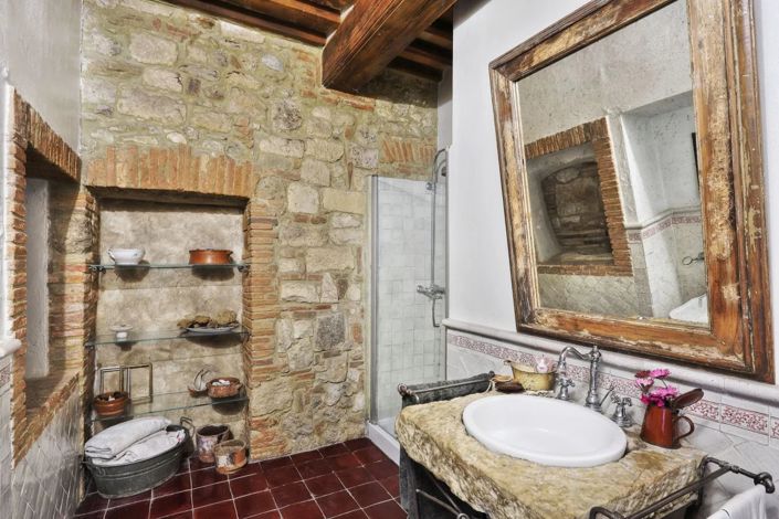 Image No.14-4 Bed House for sale