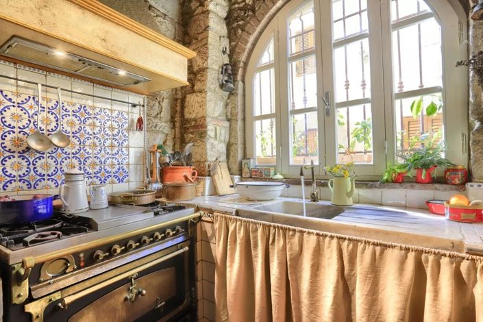 Image No.24-4 Bed House for sale