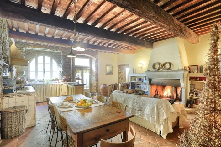 Image No.25-4 Bed House for sale