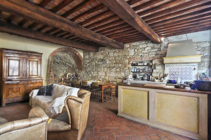 Image No.5-4 Bed House for sale