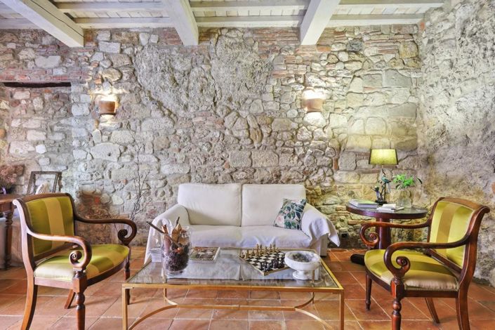 Image No.6-4 Bed House for sale