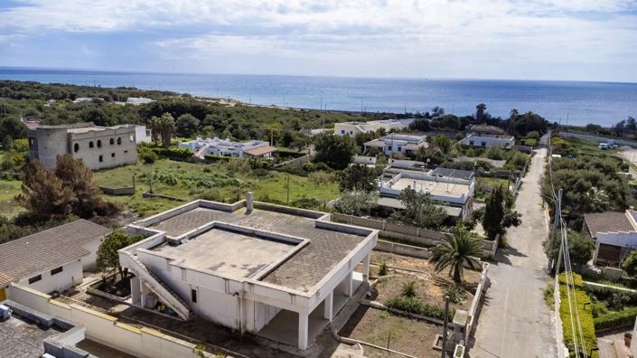 Image No.2-Villa de 3 chambres à vendre à Maruggio