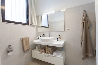 b145203683d0bbcd802a446ac9b8ea8a0c74e46b85130