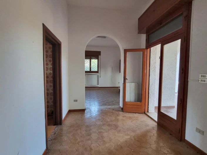 Image No.14-2 Bed Villa for sale