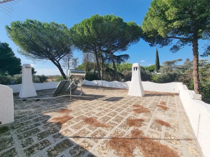 Image No.30-2 Bed Villa for sale