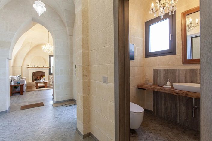 Image No.13-7 Bed Villa for sale