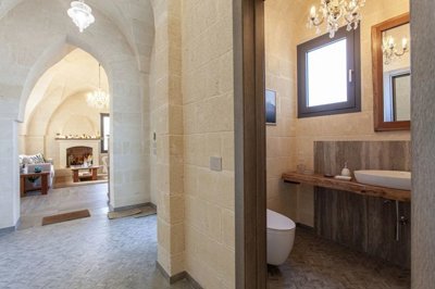 01aa7c9f2b782cf3cf0cac439f5d9cb691088732bb160