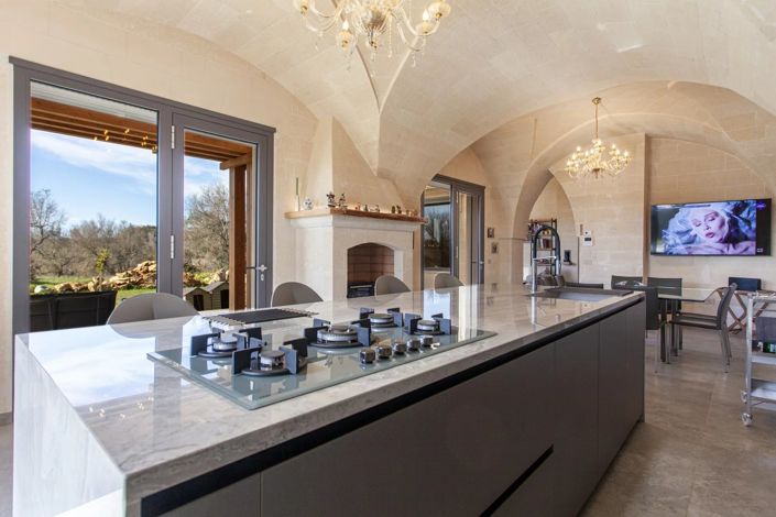 Image No.7-7 Bed Villa for sale