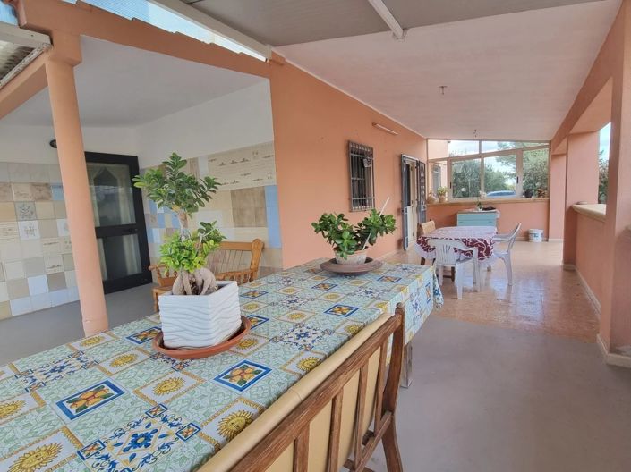 Image No.11-2 Bed House for sale