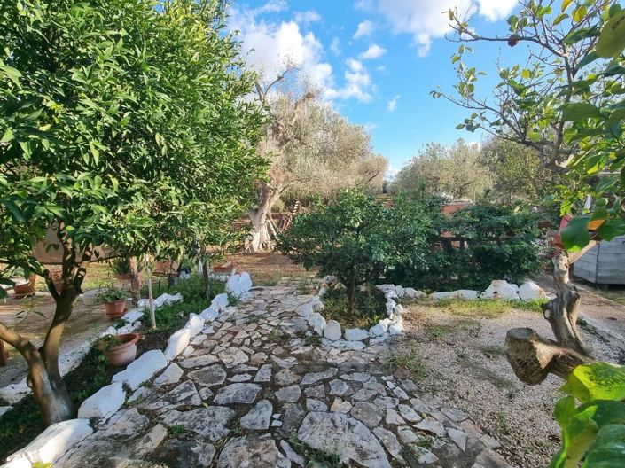 Image No.13-2 Bed House for sale