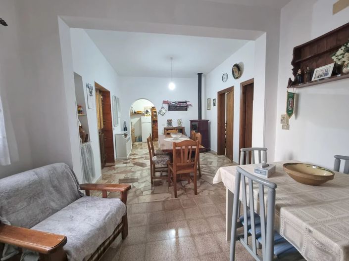 Image No.5-2 Bed House for sale