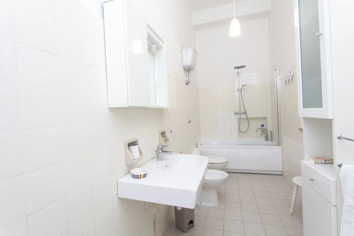 Image No.10-3 Bed Villa for sale