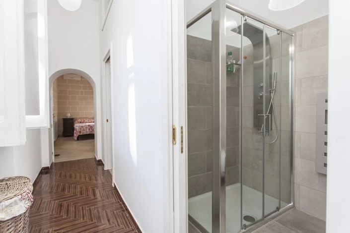 Image No.15-3 Bed Villa for sale