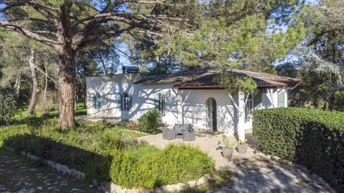 Image No.2-3 Bed Villa for sale