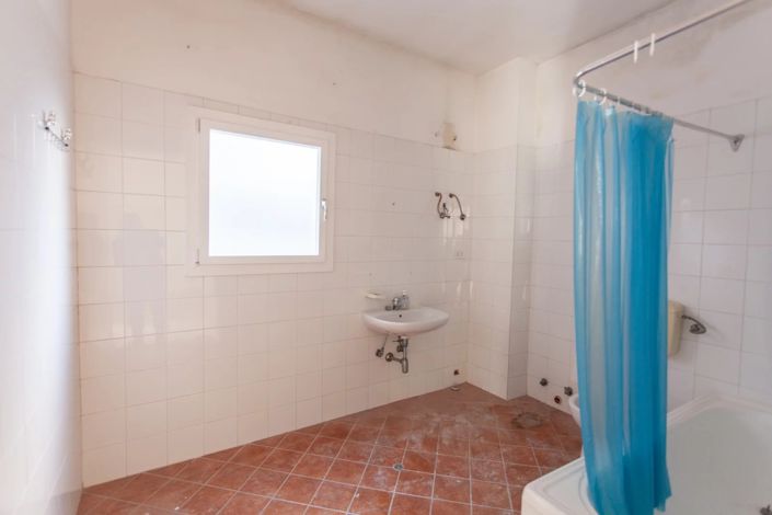 Image No.15-Maison à vendre à Lizzano