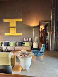 bb788a52a4d8be86f612d5faa3a8b1ce1dcbc988b9192