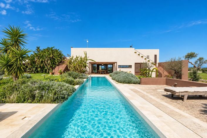 Image No.3-4 Bed Villa for sale