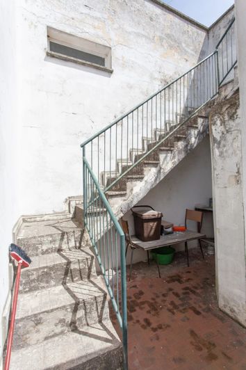 Image No.20-4 Bed House for sale