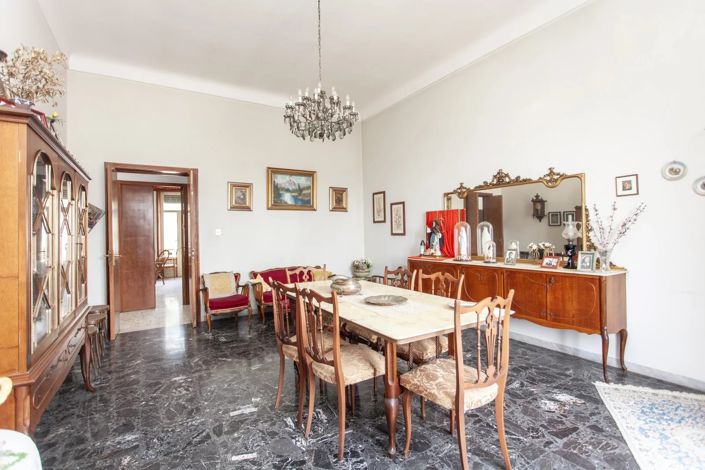 Image No.4-4 Bed House for sale