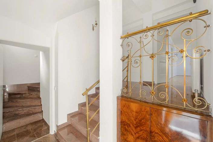 Image No.7-3 Bed Villa for sale