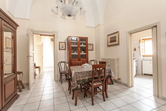 Image No.16-2 Bed Apartment for sale