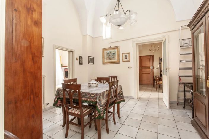 Image No.17-2 Bed Apartment for sale