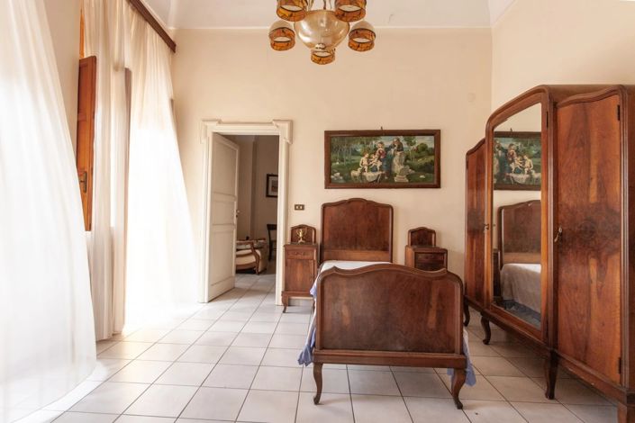 Image No.9-2 Bed Apartment for sale