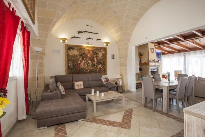 Image No.5-5 Bed Villa for sale
